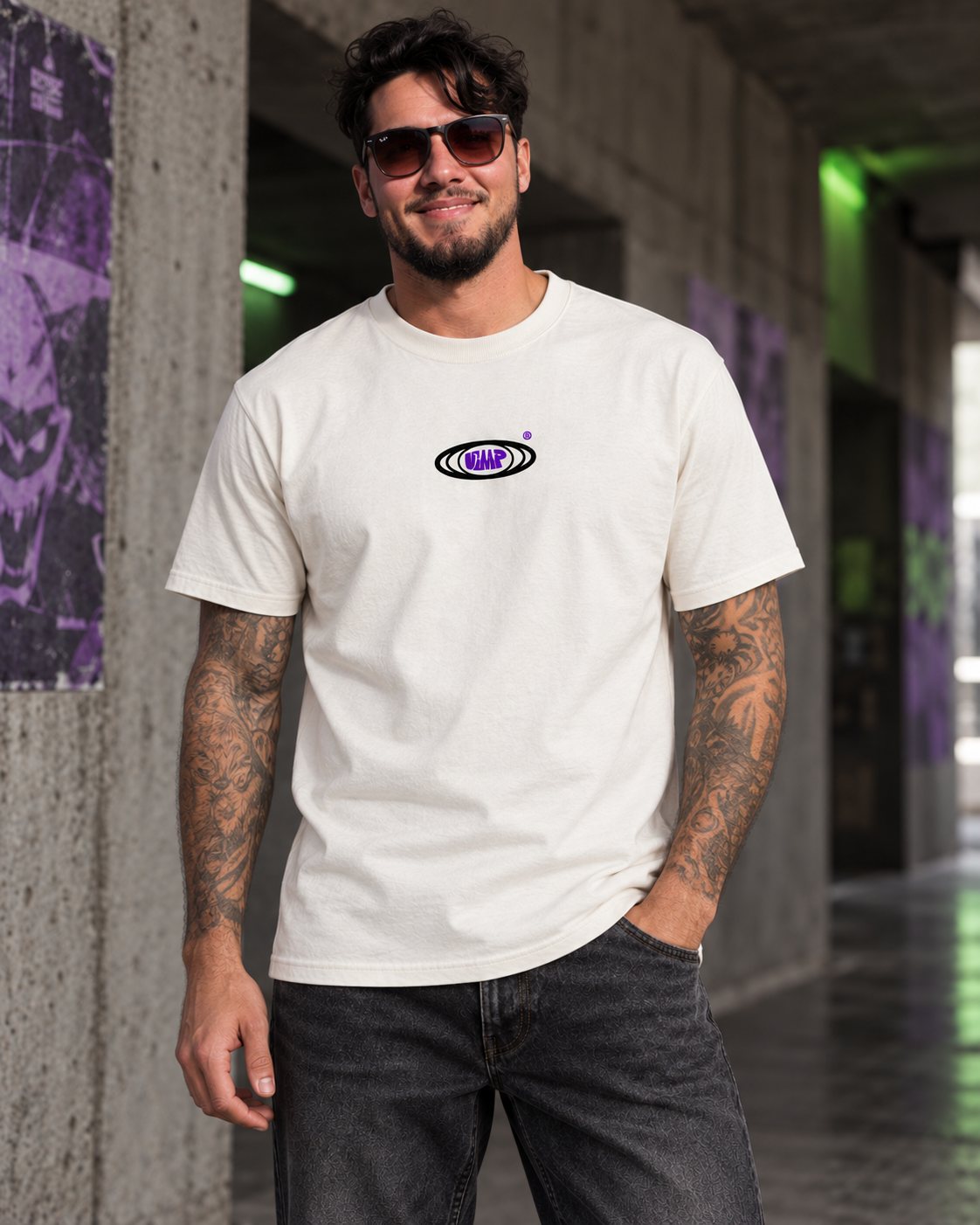 Camiseta vestida com logo UMP no peito